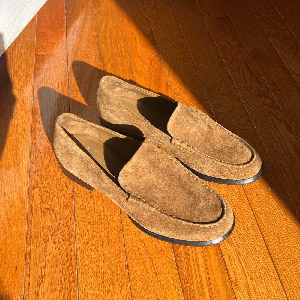 Vince Naomi Loafers 6.5